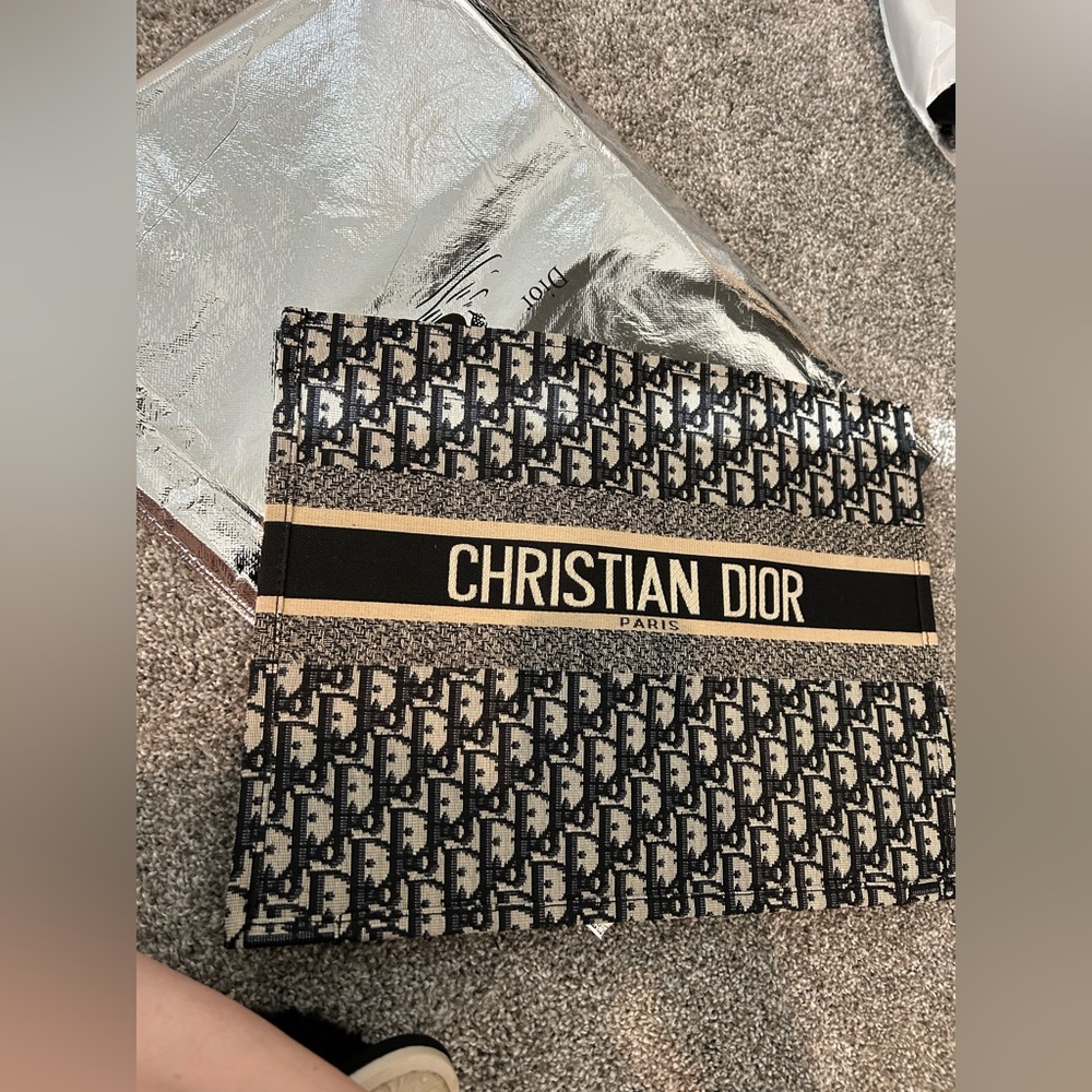 Large tote bag